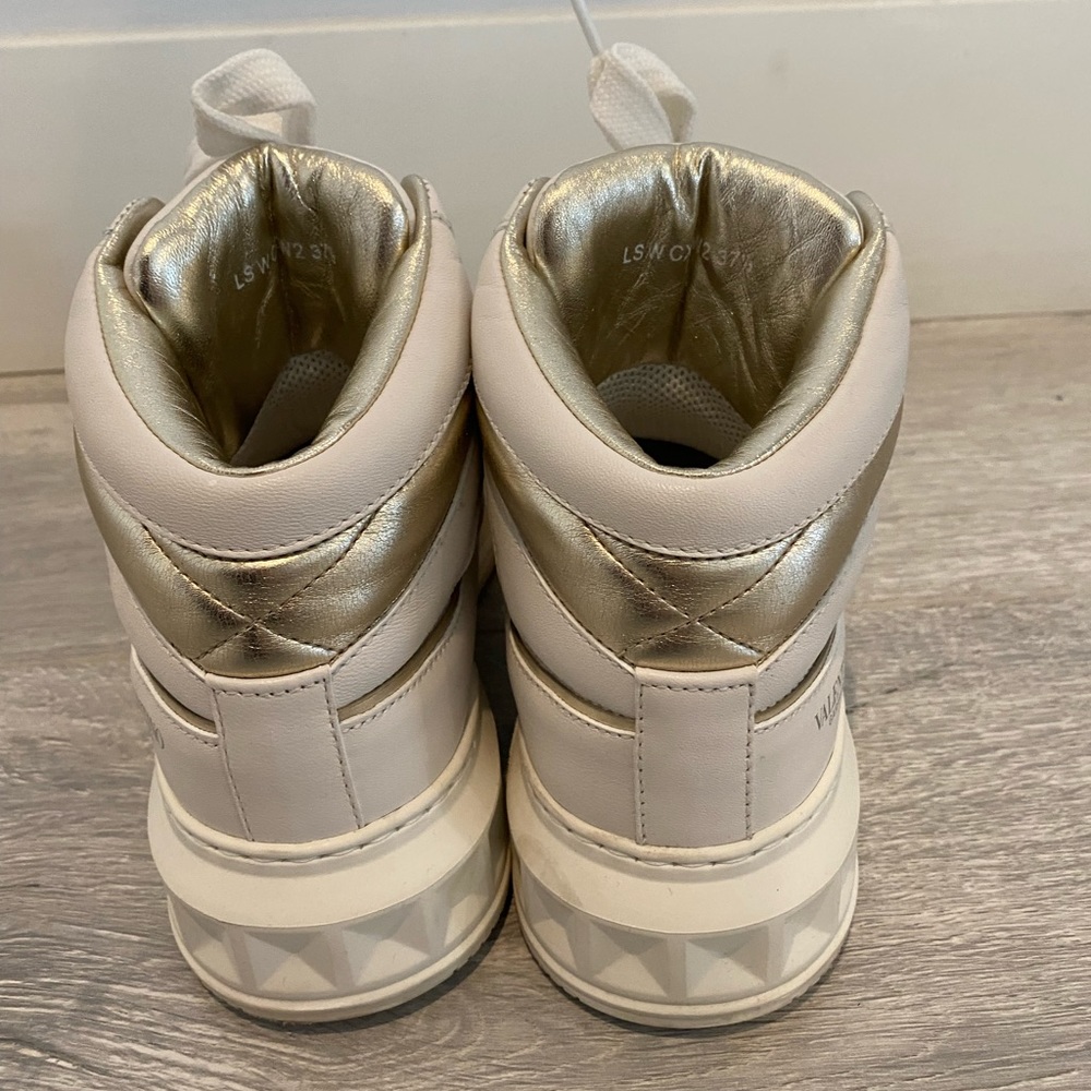 Valentino Garavani White Leather One Stud High Top Sneakers, Sz 37 1/2 - Picture 5 of 7